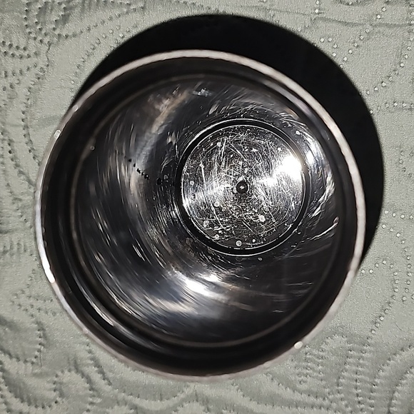 Chick-fil-A White Stainless Steel Tumbler 20 ounce - Picture 3 of 4